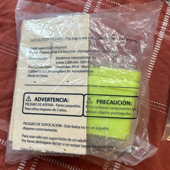 Kids building craft kits sets Home Depot Lowe’s planter box car napkin holder - Picture 7 of 9